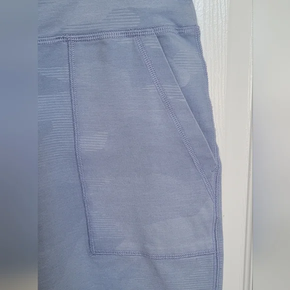 Aerie Blue Biker Shorts - Picture 4 of 9